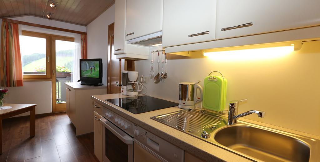 Appartement Hubner Ramsau am Dachstein Ruang foto