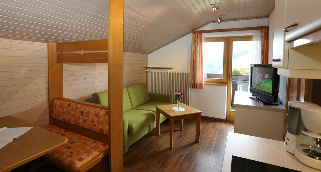 Appartement Hubner Ramsau am Dachstein Ruang foto